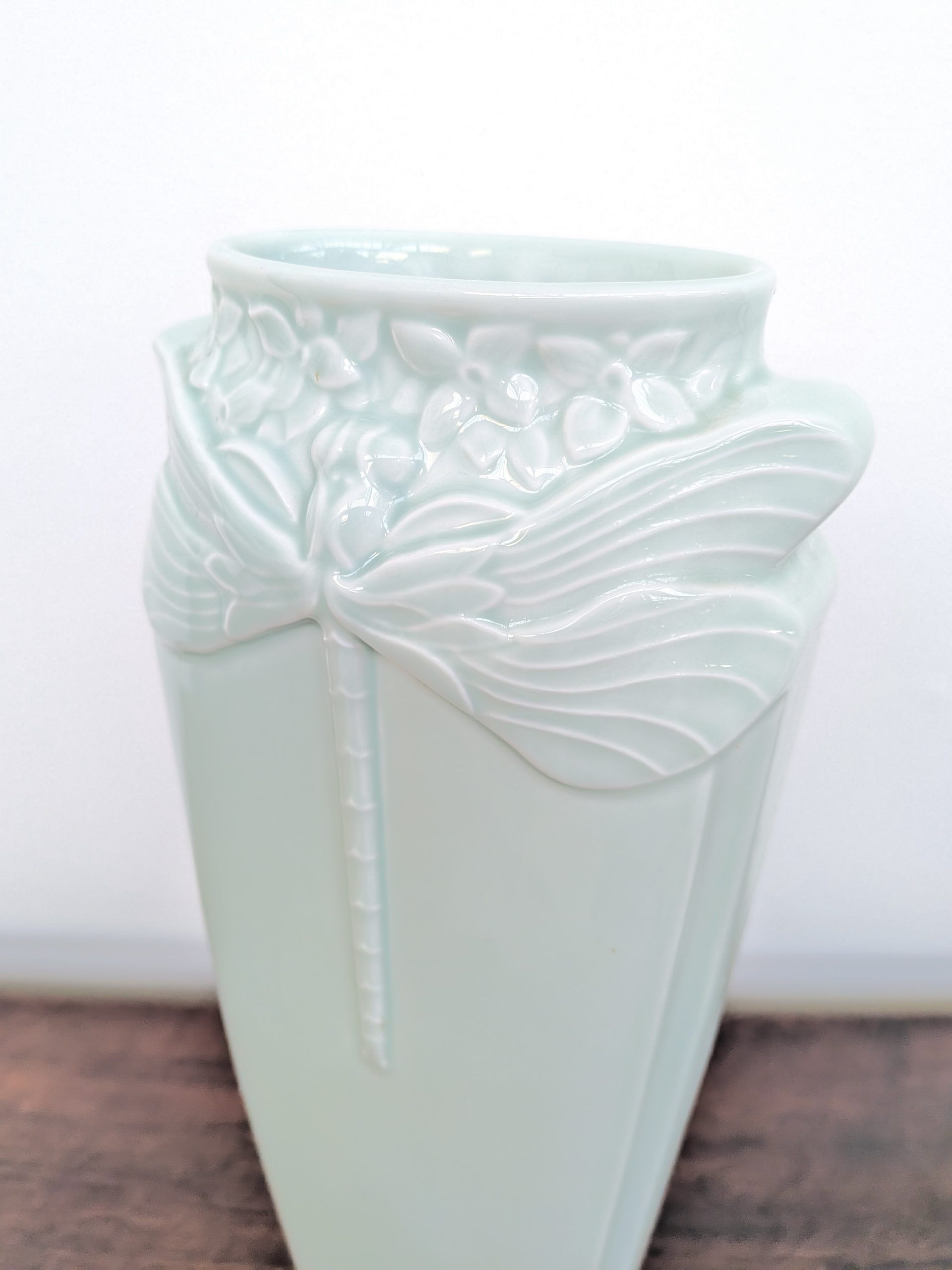 Christofle ceramic vase "Dragonflies" celadon