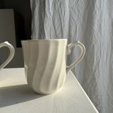 Pair of mugs in English porcelain H10