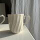 Pair of mugs in English porcelain H10