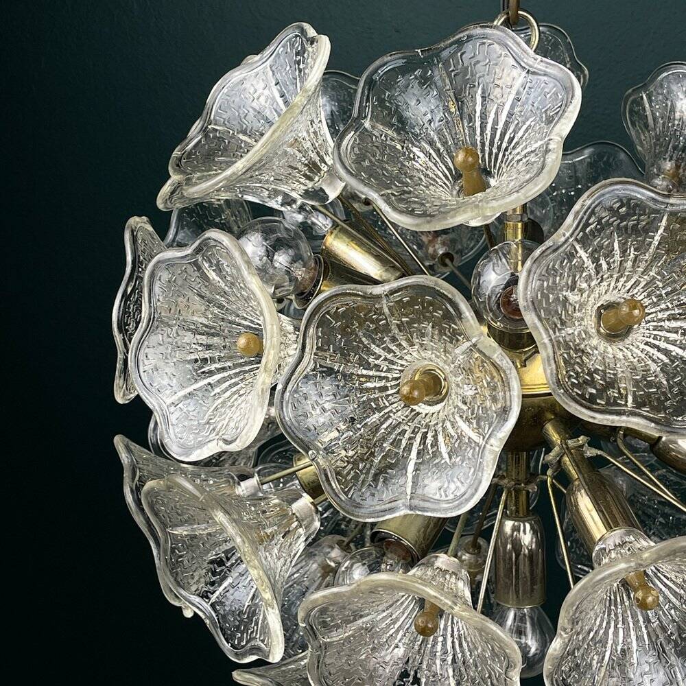 Large Sputnik flower pendant in Murano by Paolo Venini for Veart, Italy, 1960s.