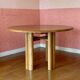 Table ronde en orme massif vintage