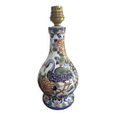 Pied de lampe à poser en faïence de Gien décor “Paon” peint à la main