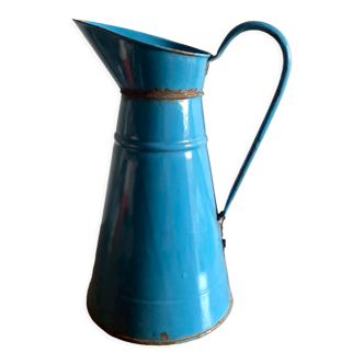 Broc émaillé bleu