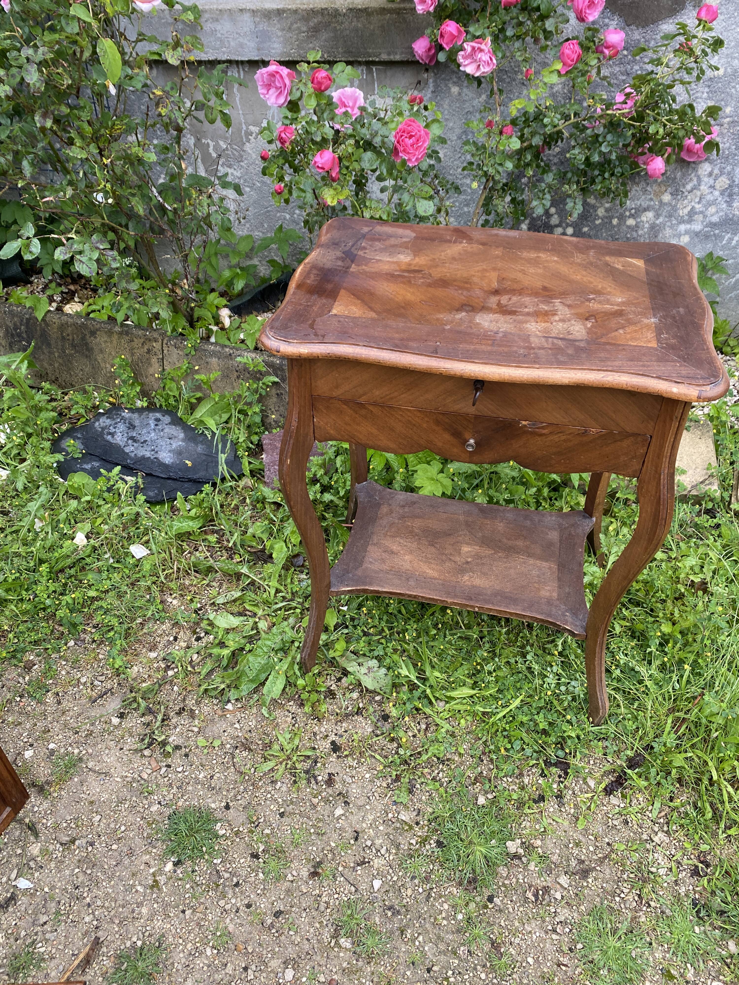 Wooden dressing table