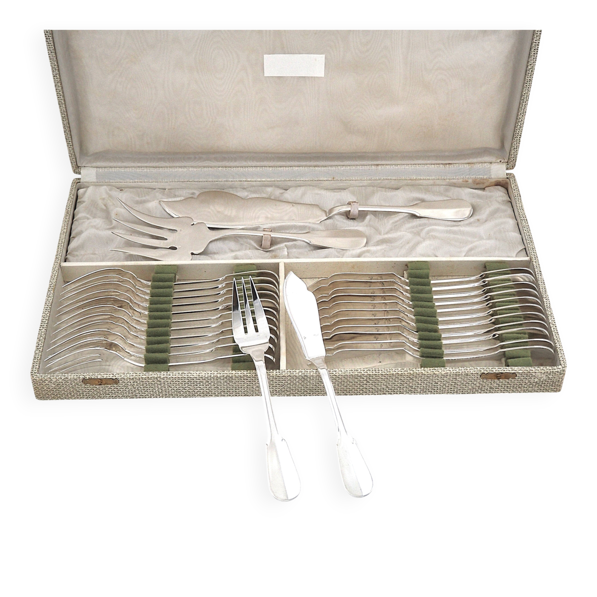 Ercuis Valois, Uniplat fish cutlery set 26 pieces silver-plated, excellent condition.