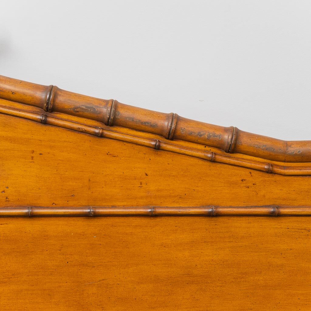 Vintage double bed in bamboo-style wood – Italian design from the 1940s