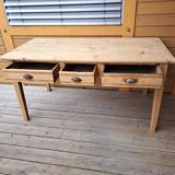 Farmhouse table