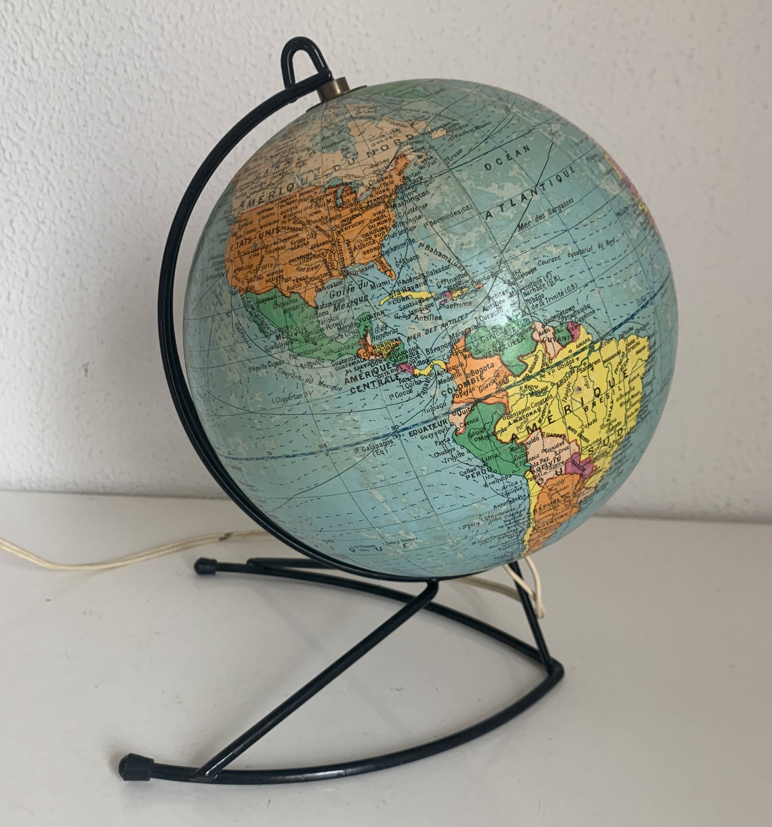 Globe vintage 1960  terrestre Girard et Barrère verre - 27 cm