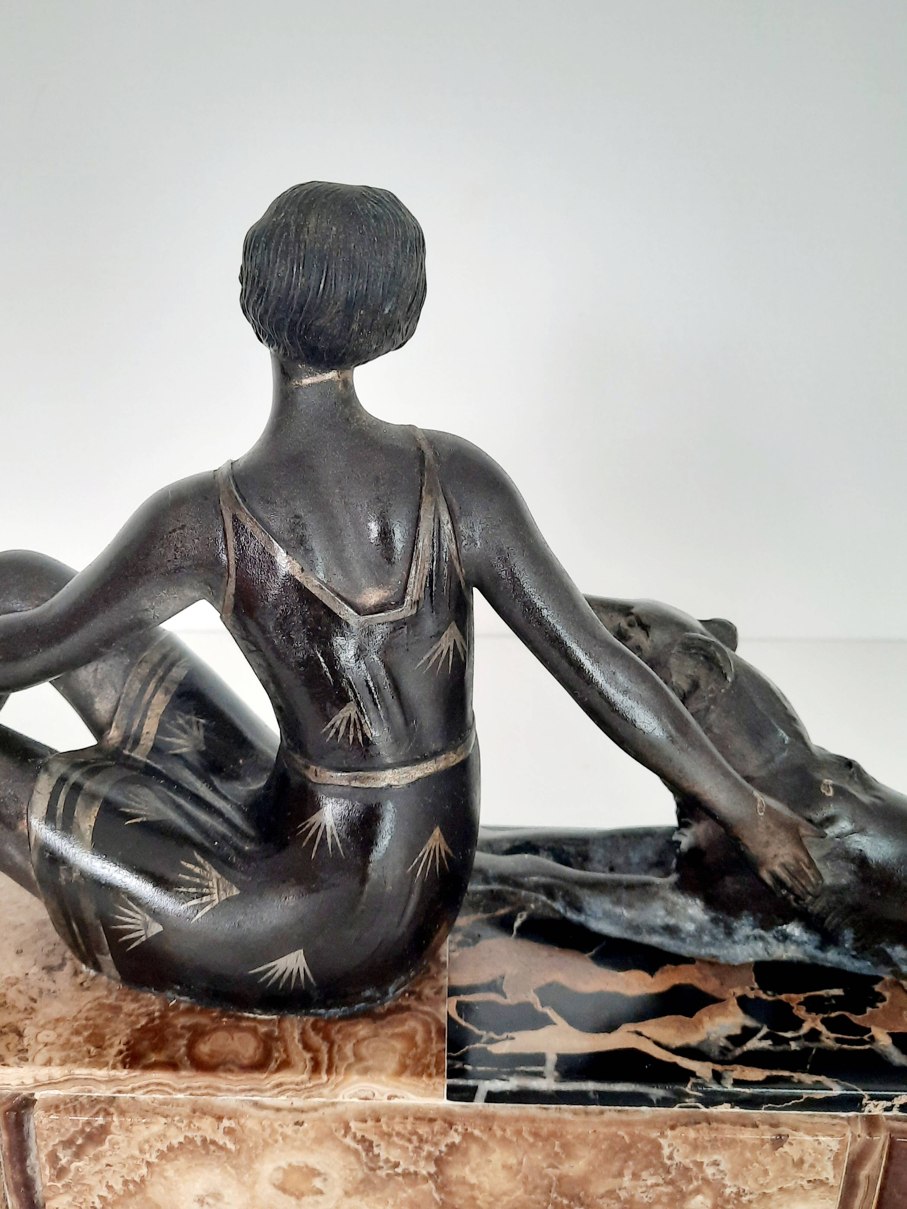 Art Deco sculpture The Elegant Greyhound