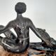 Sculpture art deco l'élégante au lévrier