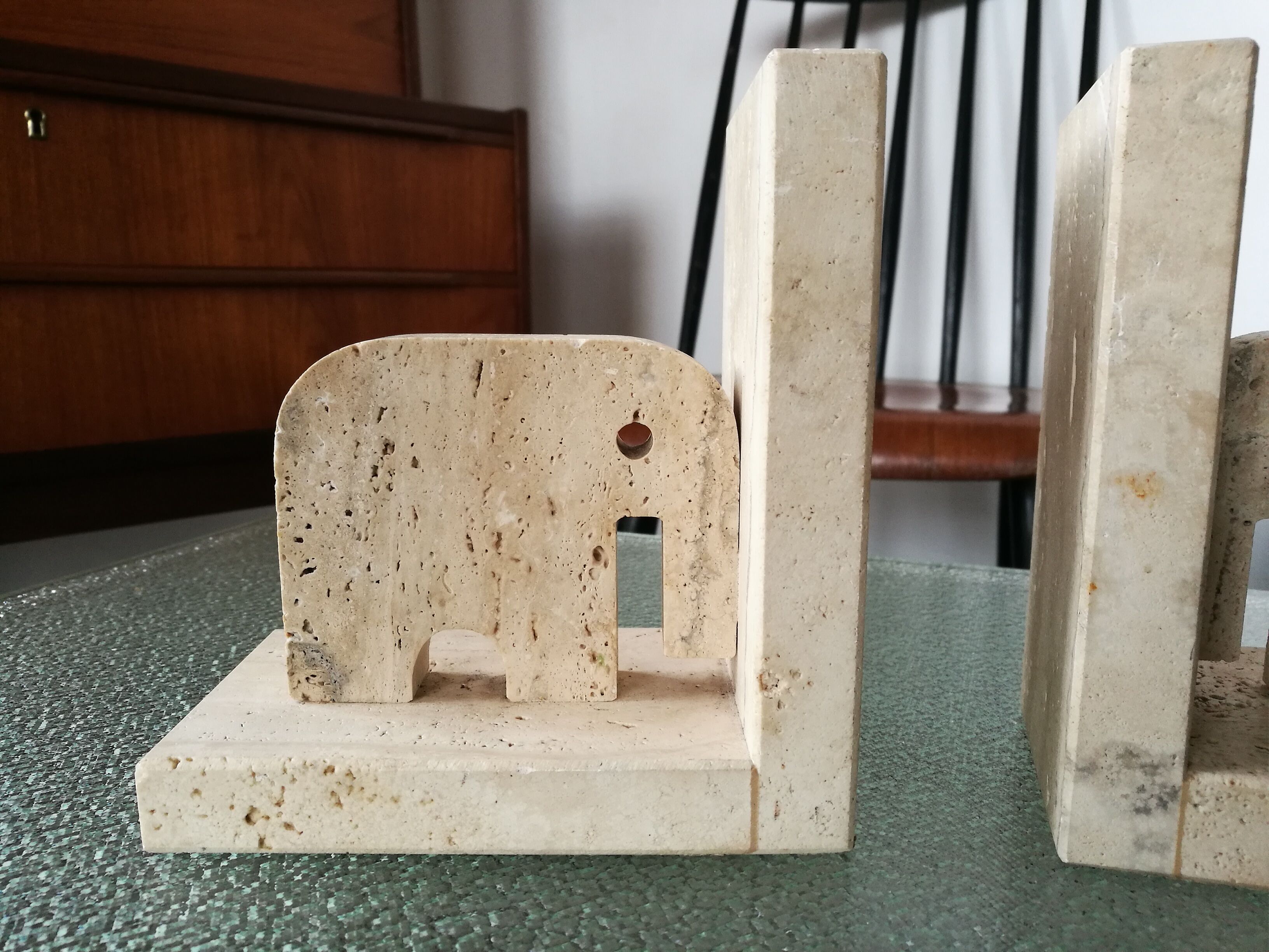 Pair of bookends in travertine Fratelli Mannelli