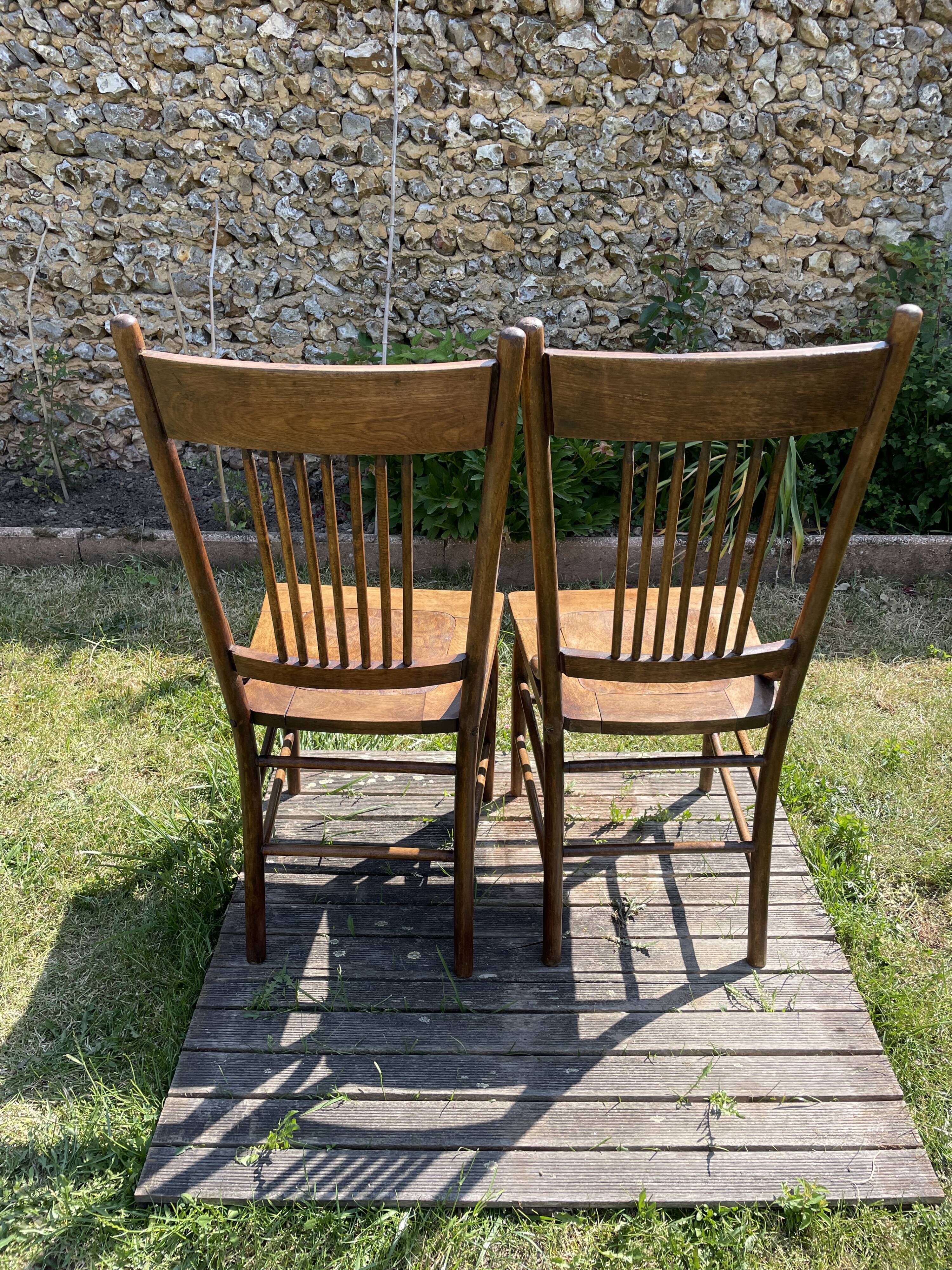Paire de chaises bistro