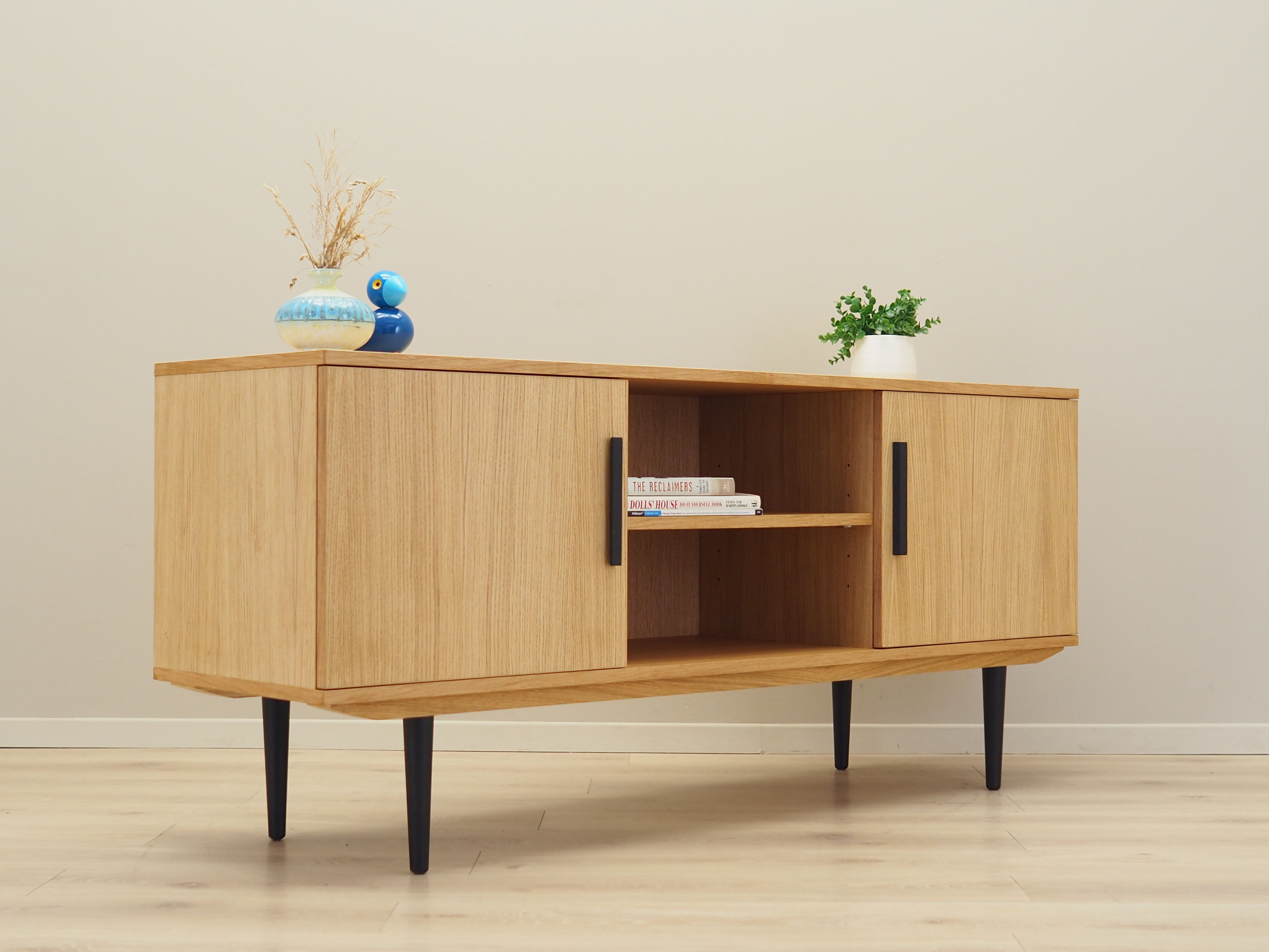 Oak cabinet, Danish design, 1990s, production: Denmark