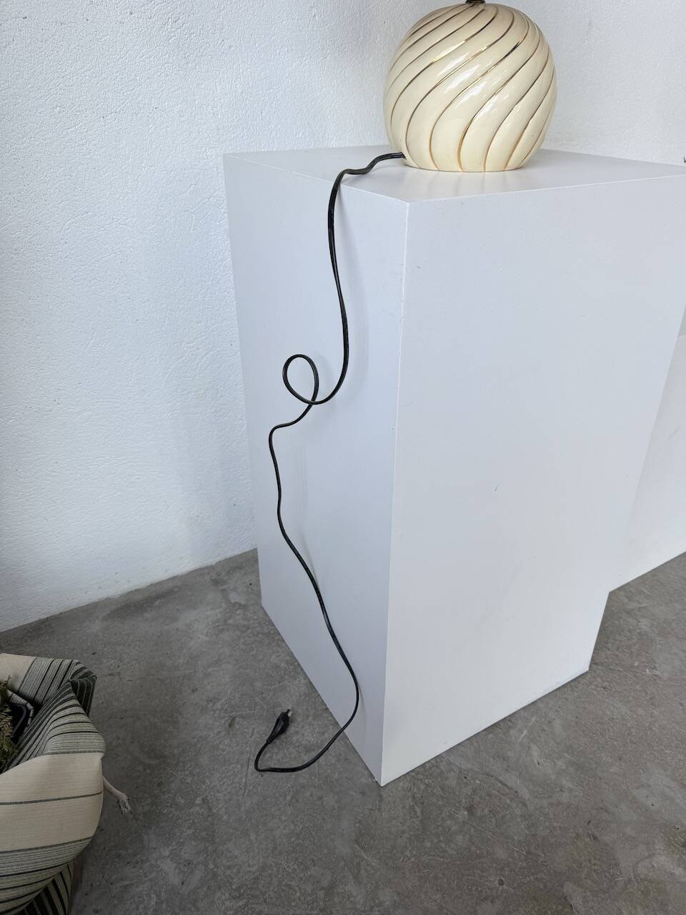 Barbi Ivory and Gold Ceramic Spherical Table Lamp