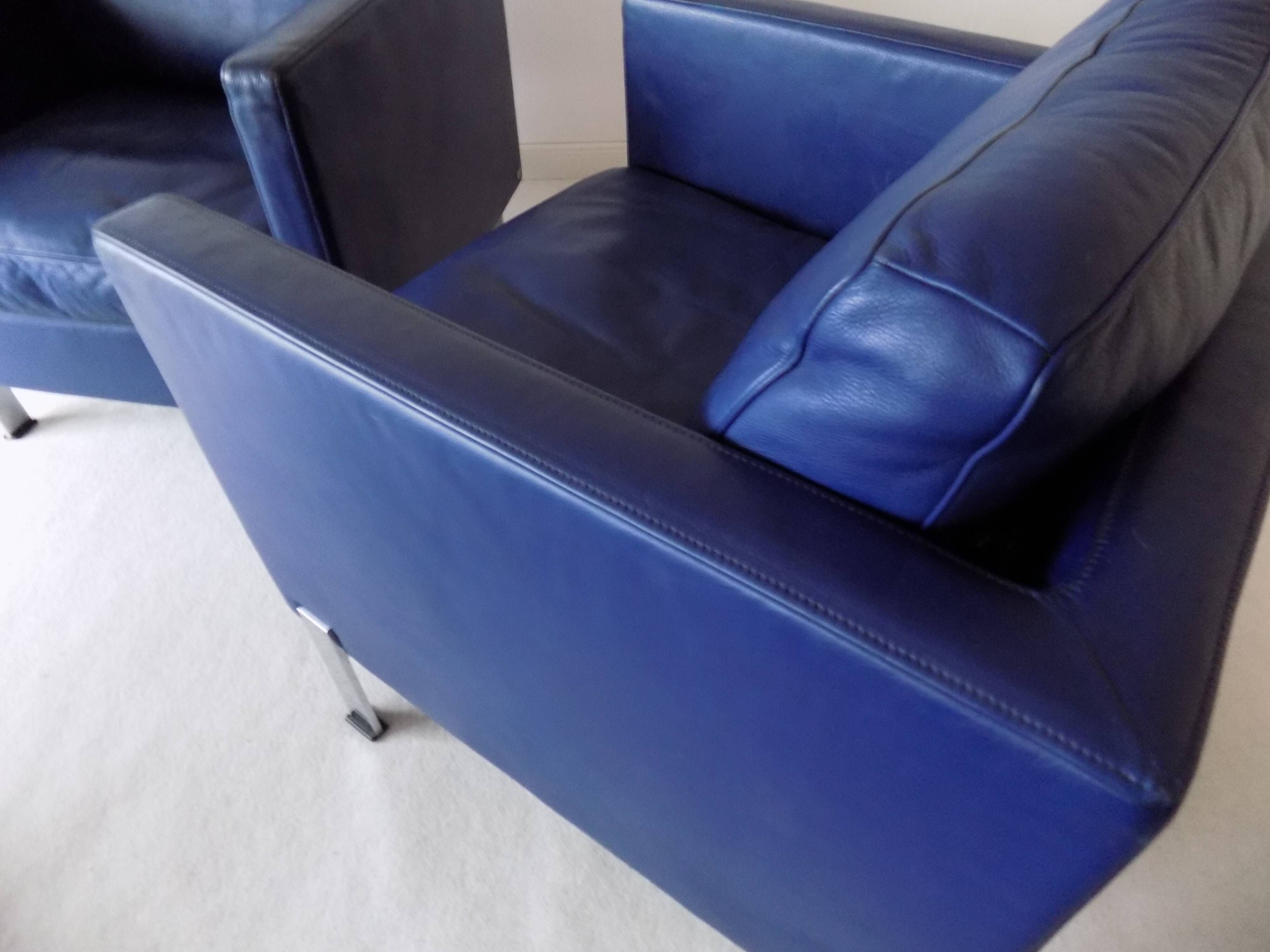De Sede DS118 pair of blue leather club chairs
