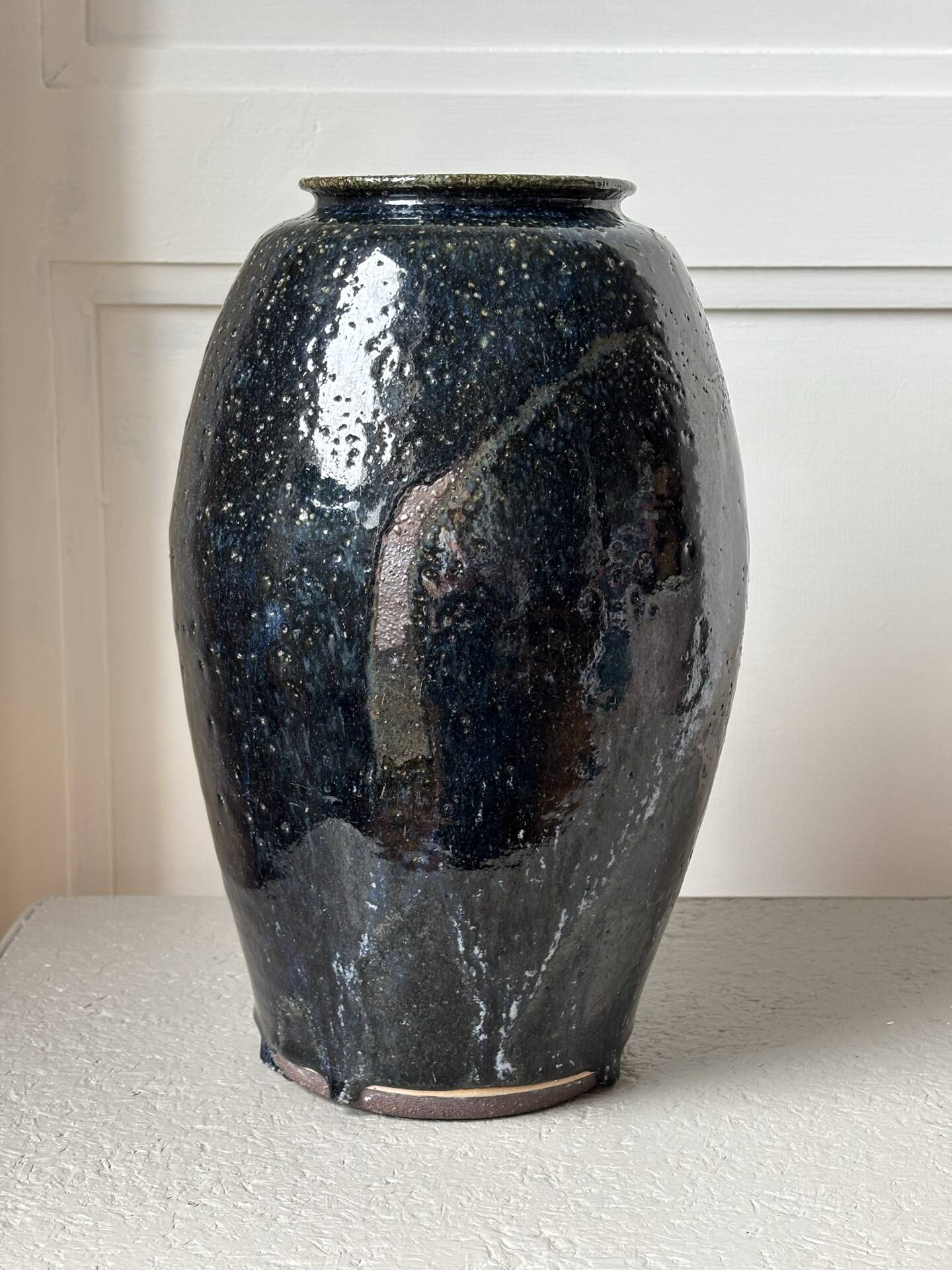 Vase en grès signé Delahaye 