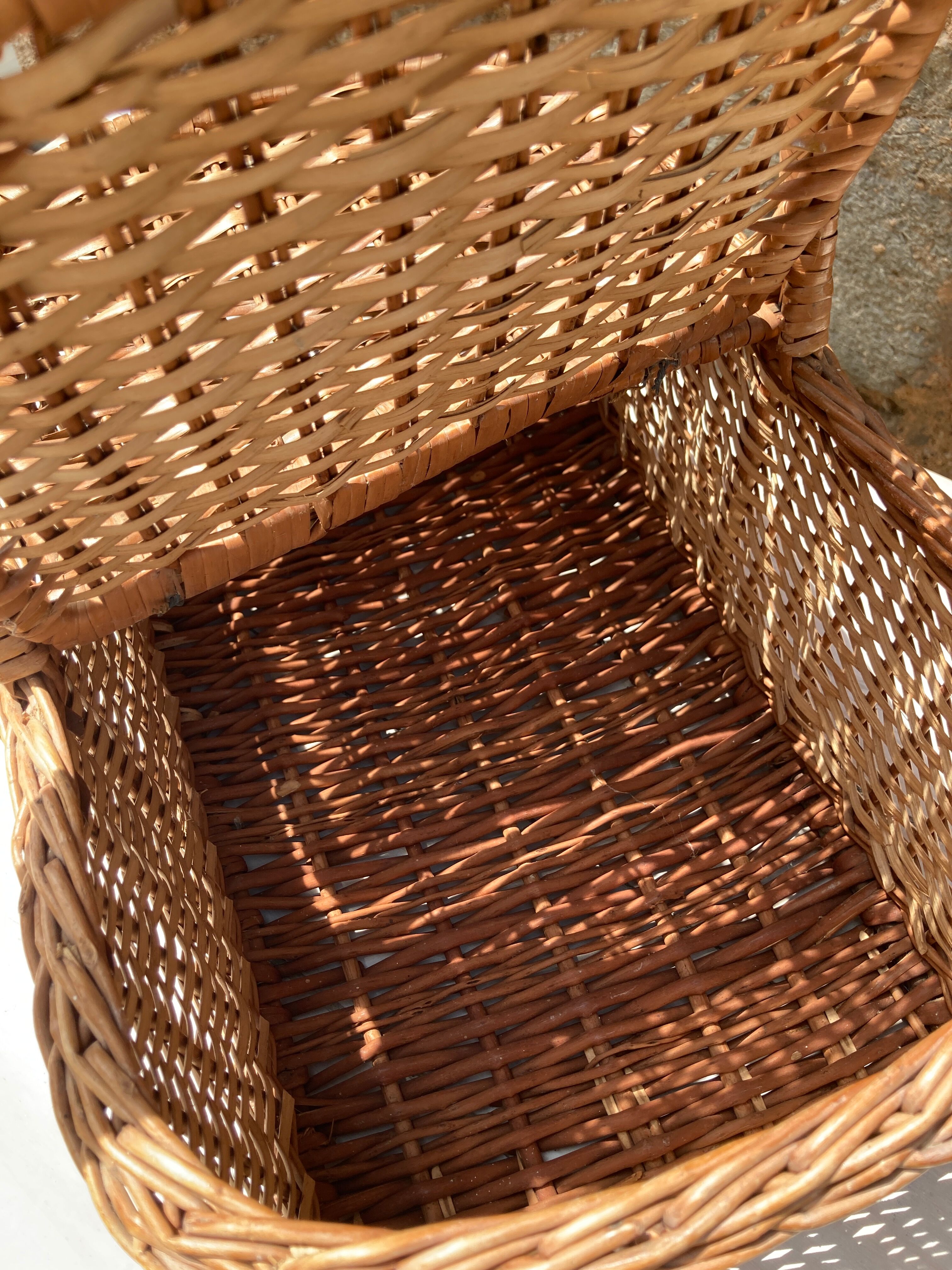 Picnic basket