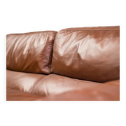 Royal 2-seater canapé premium Poltrona Frau Petronio upholstered in down and chestnut leather.