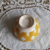 Yellow Scottish Sarreguemines earthenware bowl, Digouin