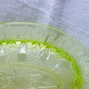 Fruit cup in yellow wealine moulded crystal 19th / 20th century