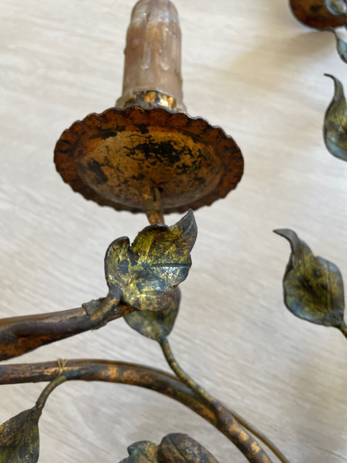 Large wall lamp 1950, gilded wrought iron "leaves"