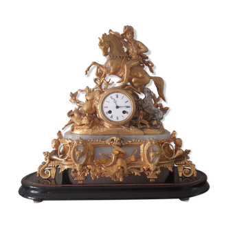 Horloge Diane chasseresse sous globe verre