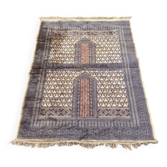 Oriental rug