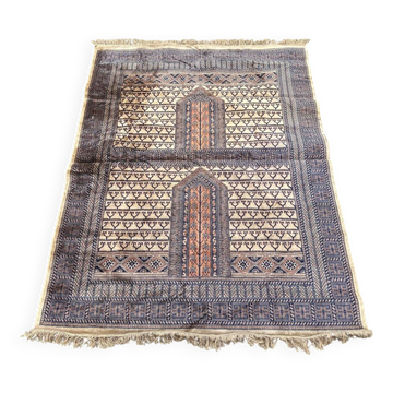 Oriental rug