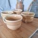 Tasses couleur beige miel