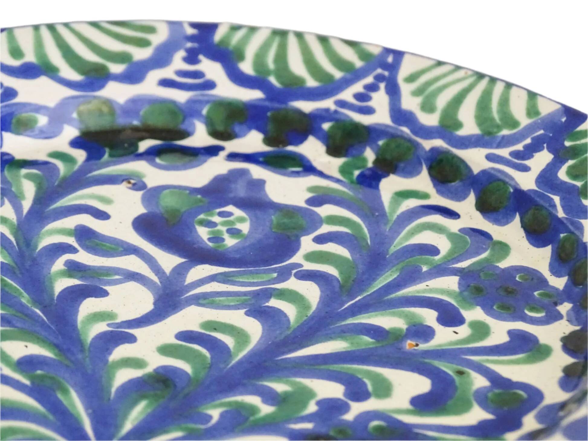 Paire d'assiettes vintage espagnoles en faïence Fajalauza, vertes et bleues.