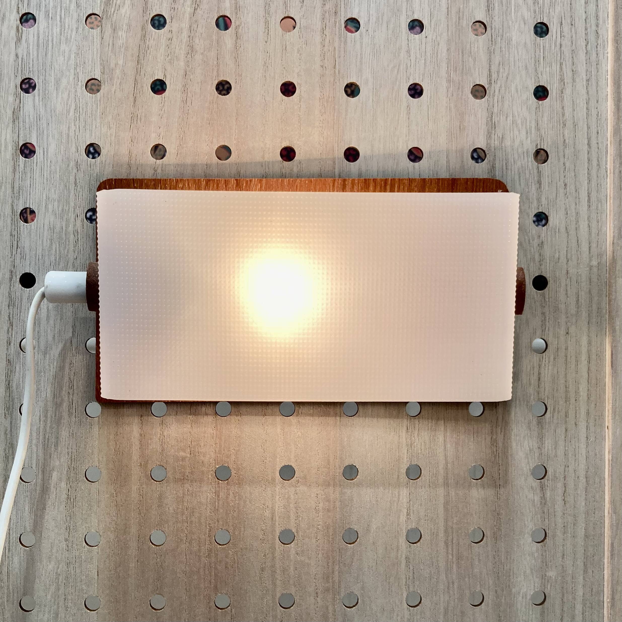 Pair of teak wall lights "scandinavian design" 1950.