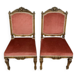 Important pair of Renaissance style chairs in carved wood