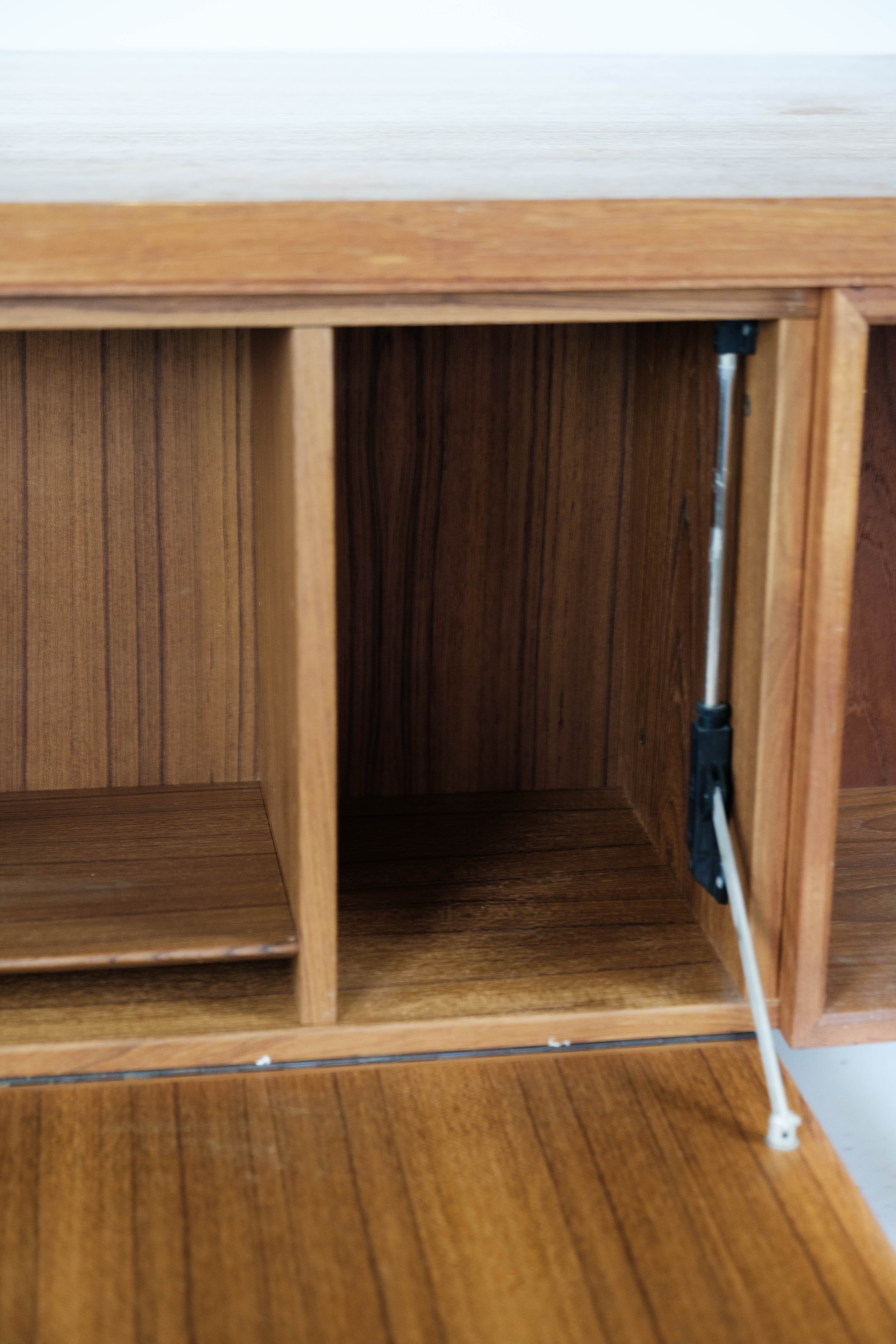 Desk in teak designed by Omann Junior from the 1960s