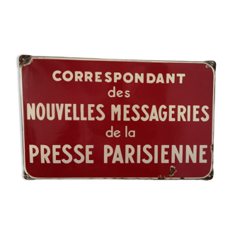 Enamelled plate parisian courier