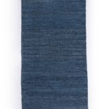Tapis tissé plat minimaliste de style scandinave. Petit modèle.