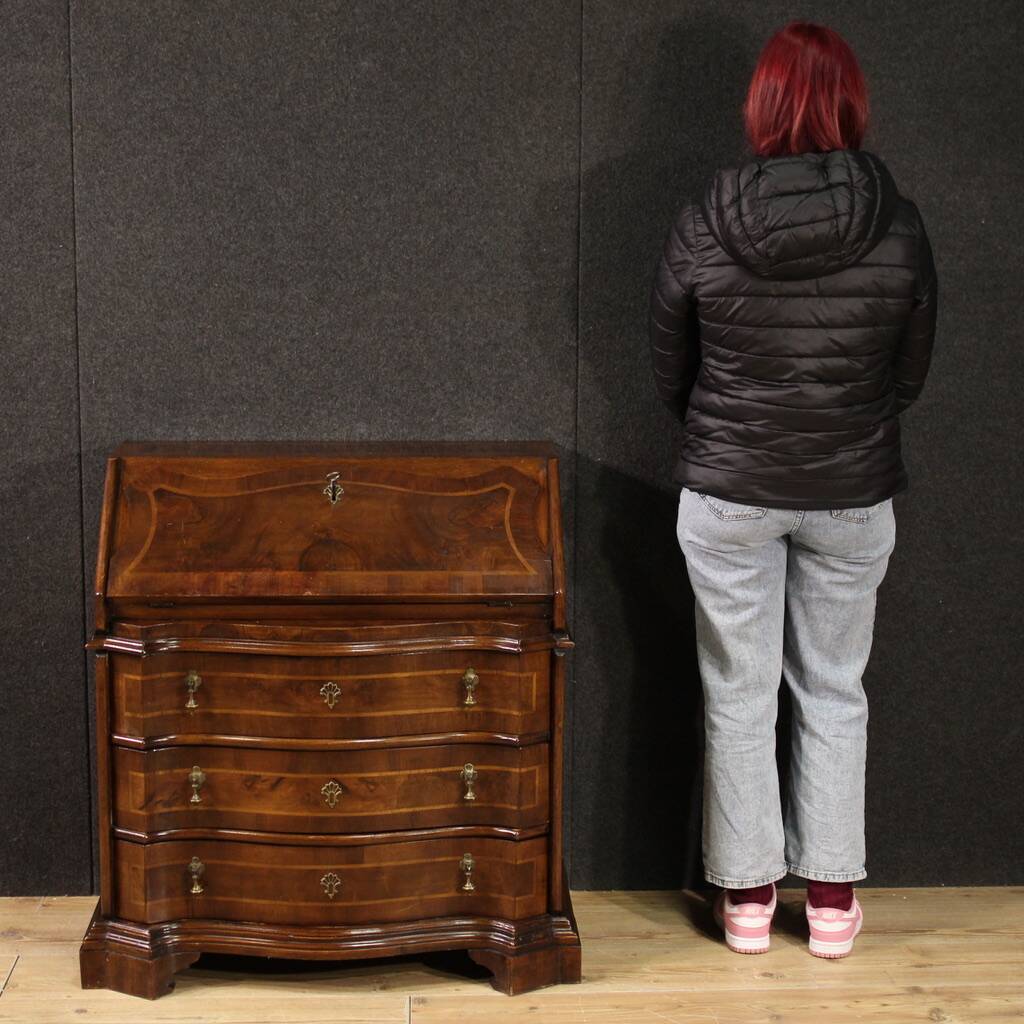 Small Venetian bureau of the 20th century