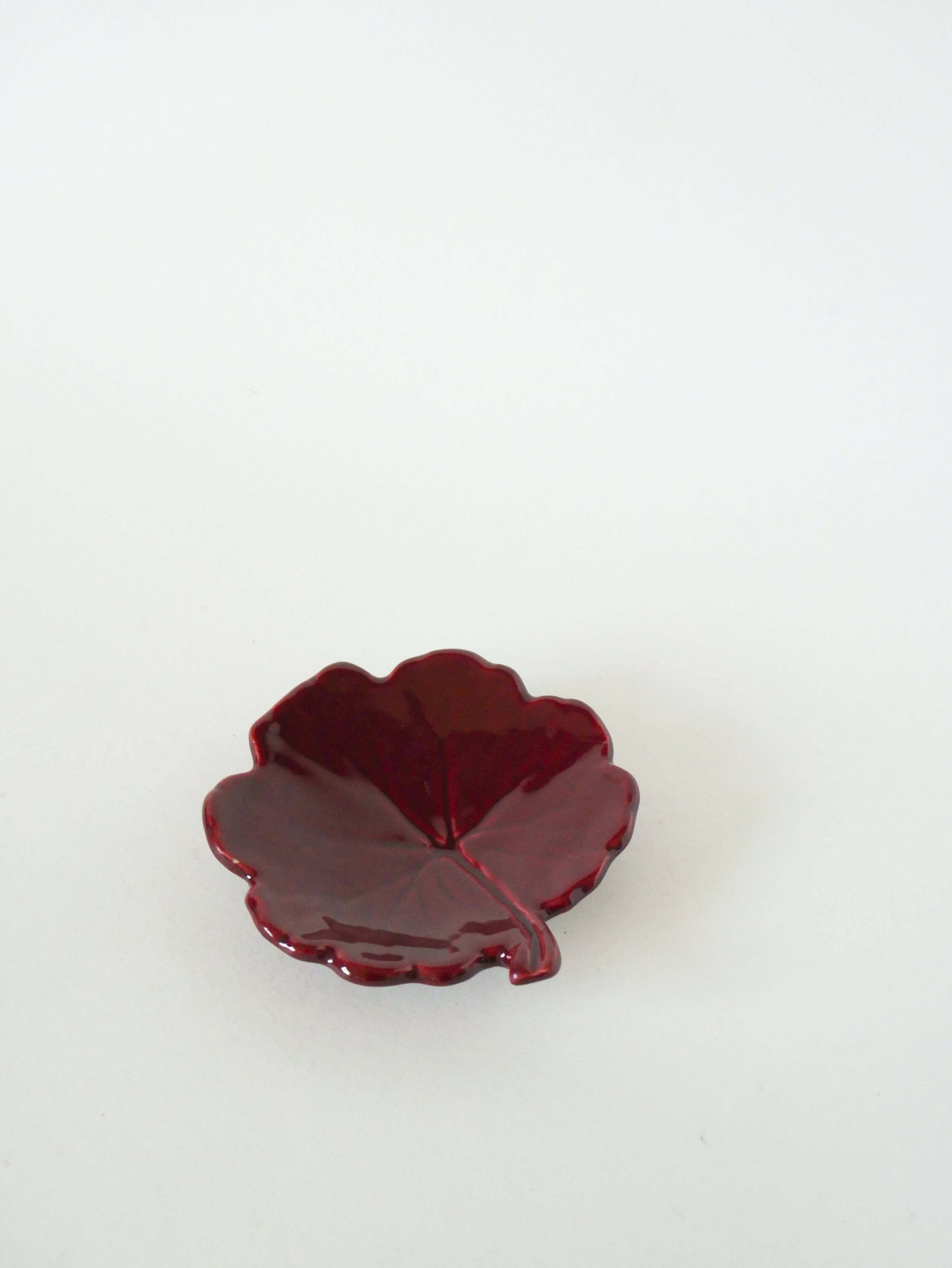 Slip leaf pocket emptier, Bordeaux, 1970 - 14 X 14 cm