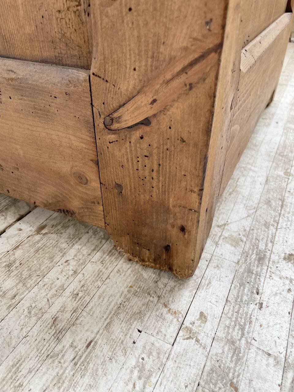 Oak and pine counter 1950