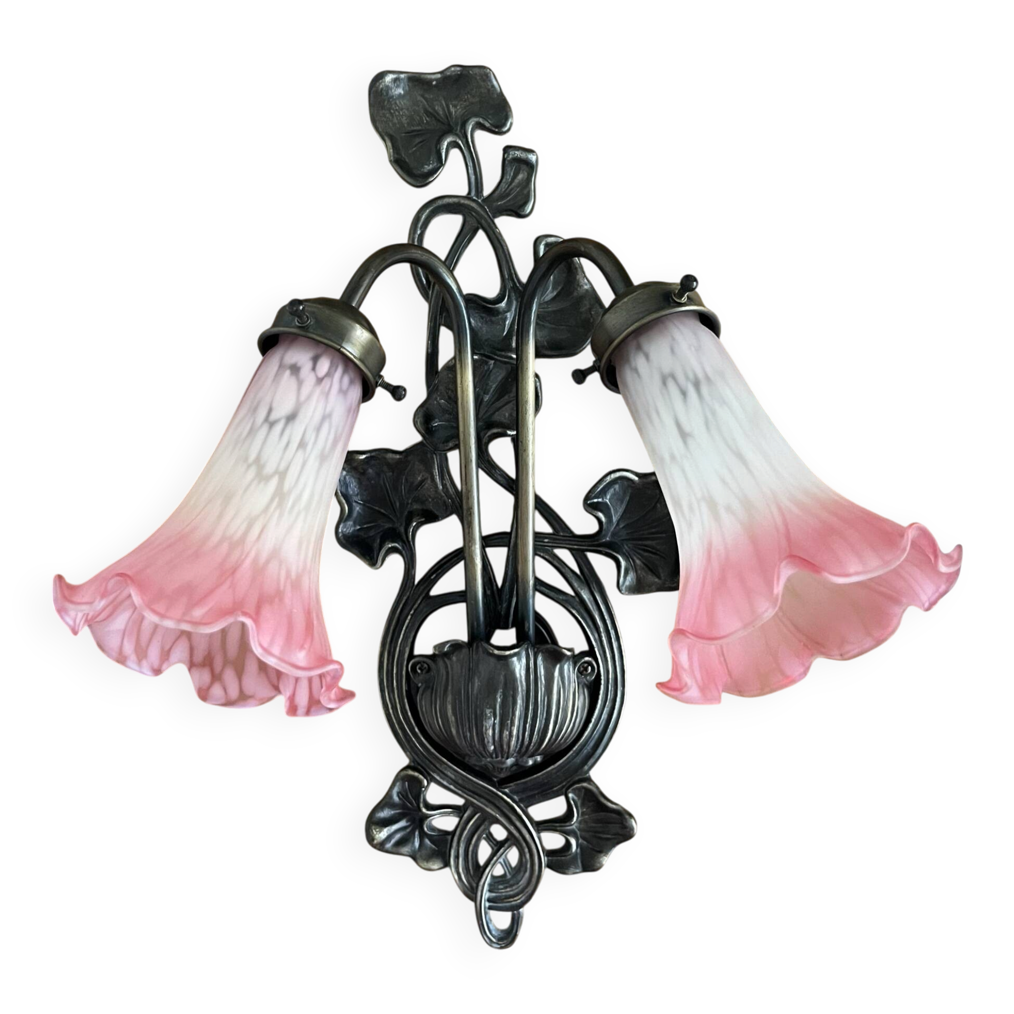 Apply 2 pink tulip Art Nouveau wall lights.