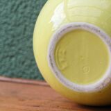 Vase boule jaune, années 50