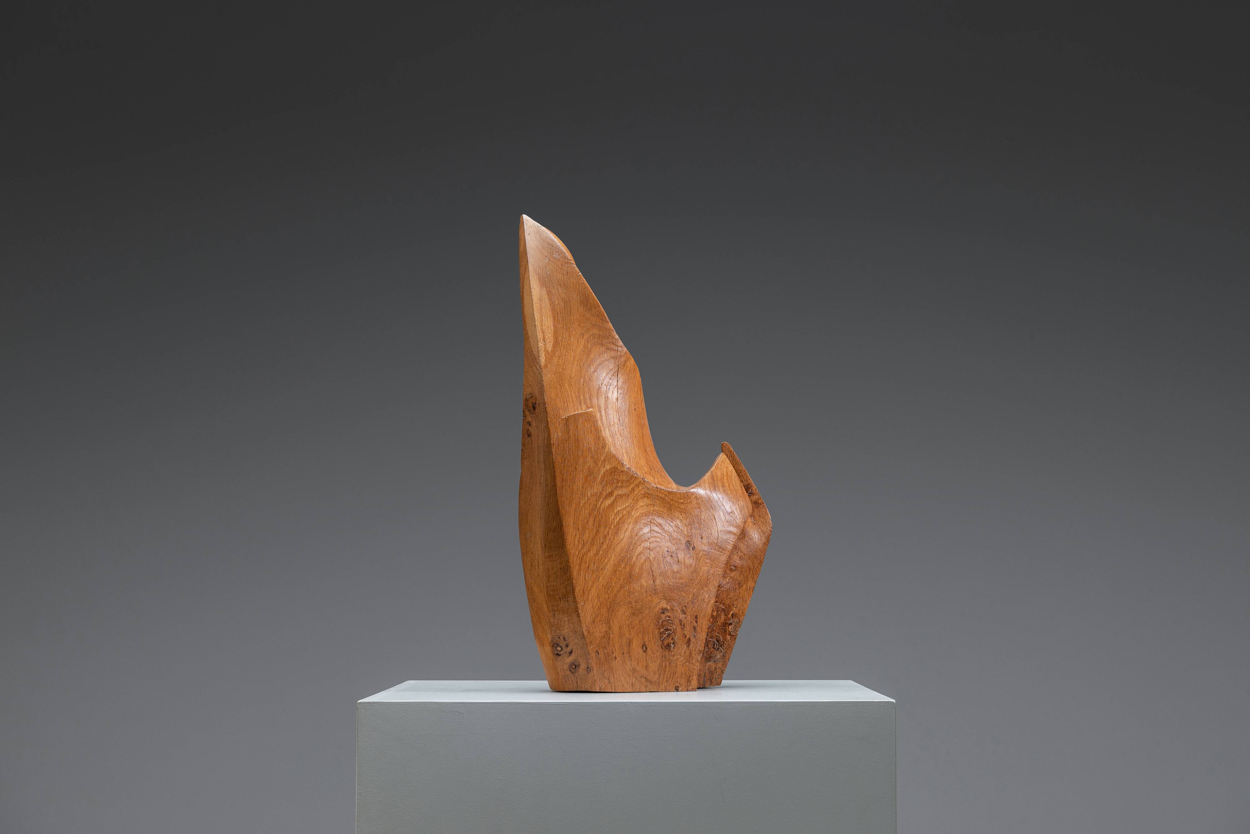 Forme sculpturale en chêne solide