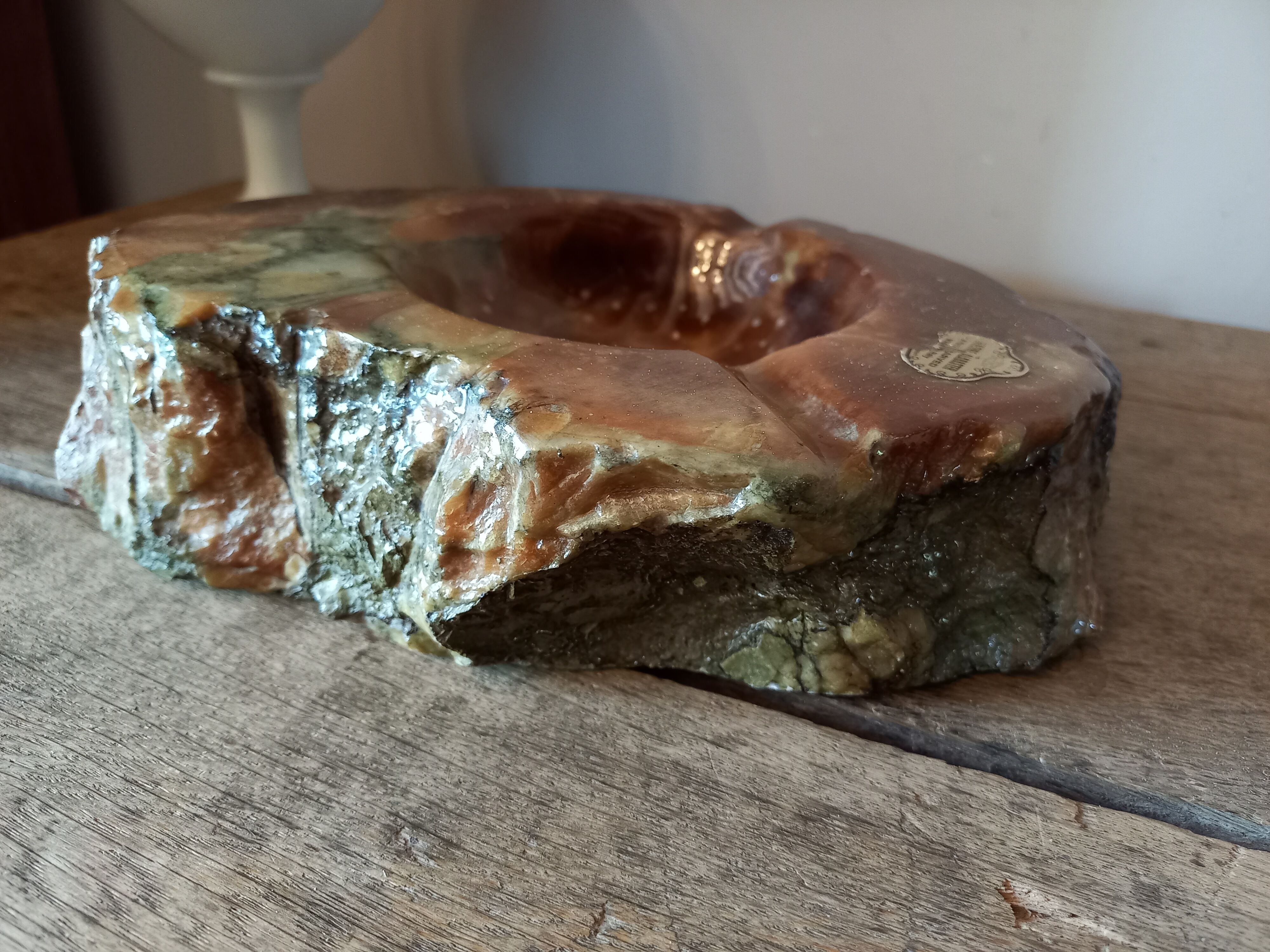 Large vintage alabaster pocket-empty ashtray
