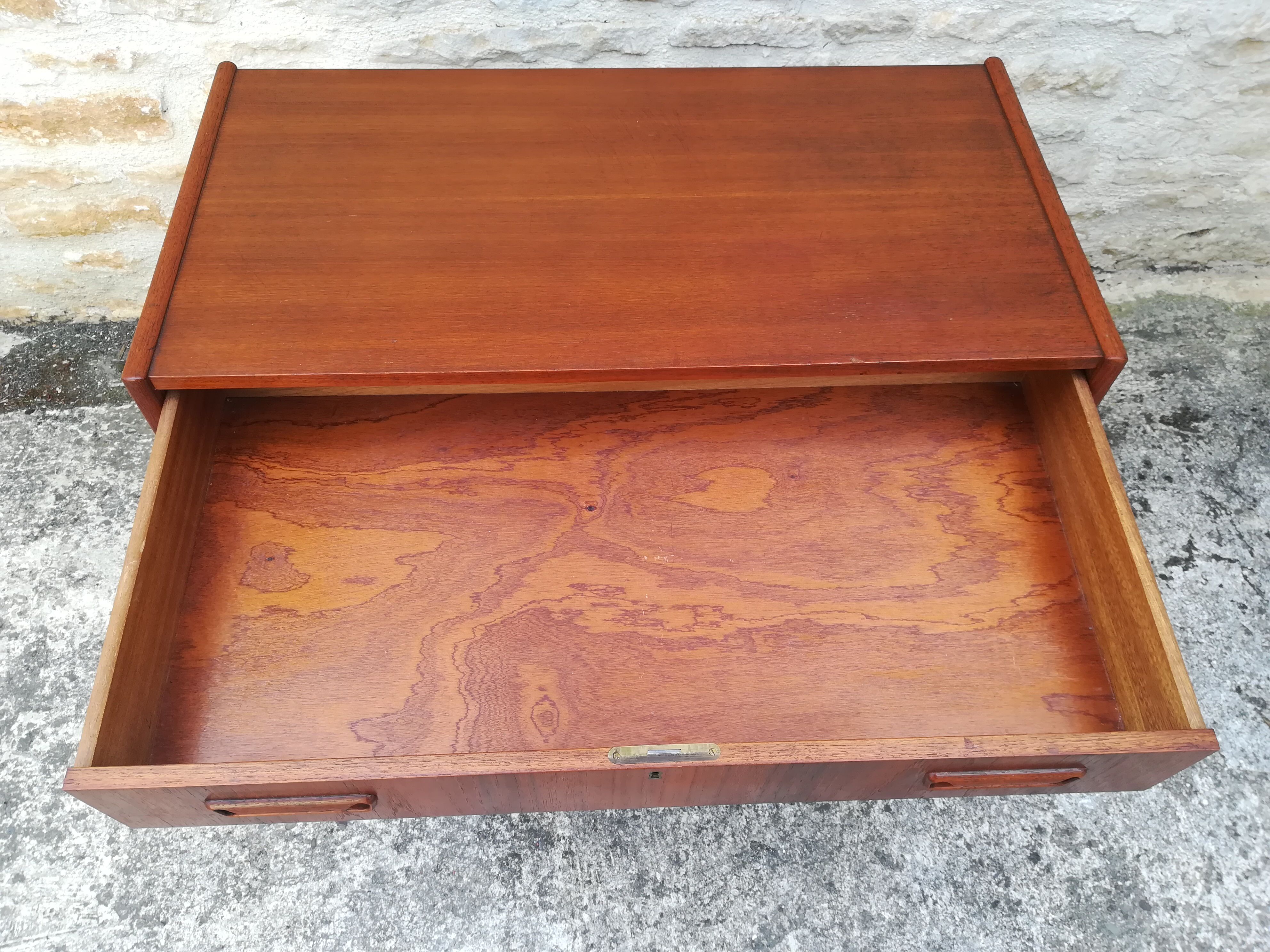 Scandinavian dresser