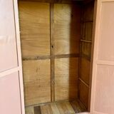 Armoire parisienne