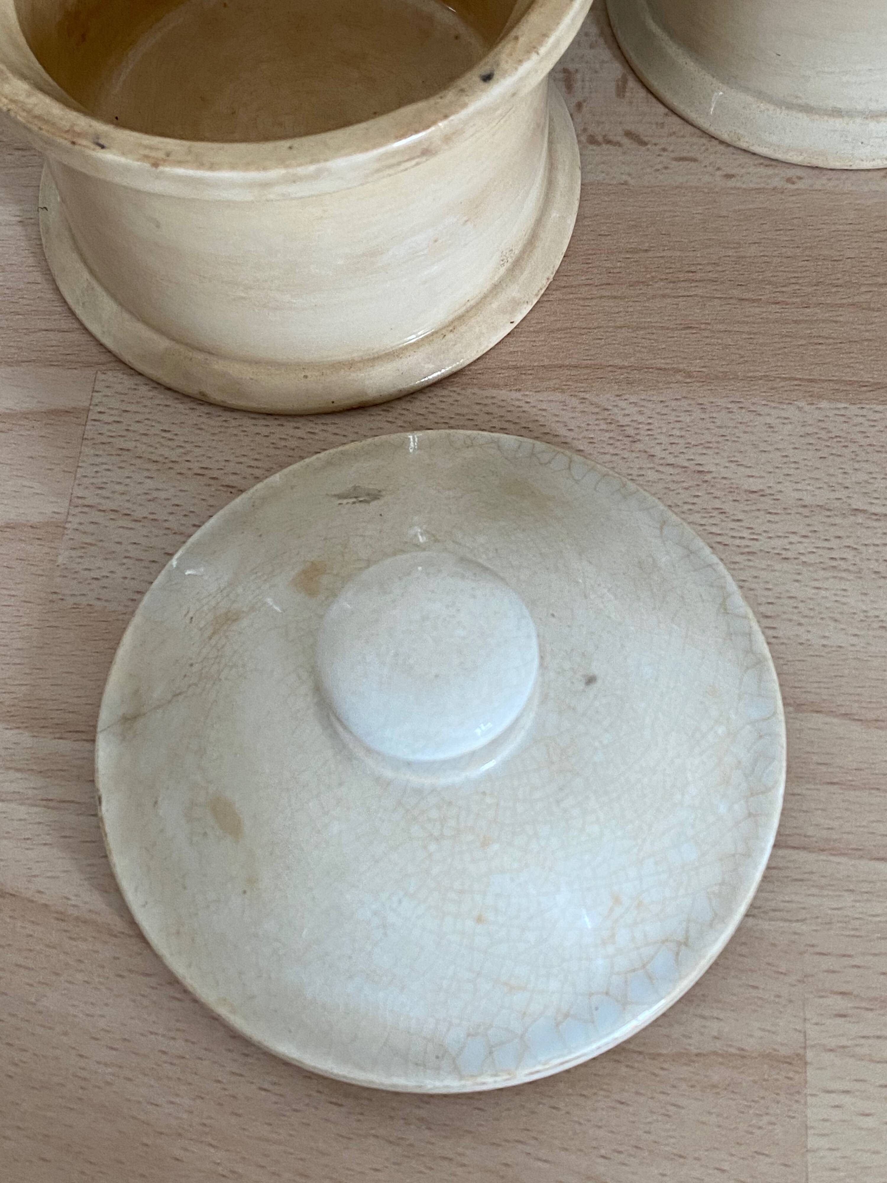 Earthenware pot Creil and Montereau