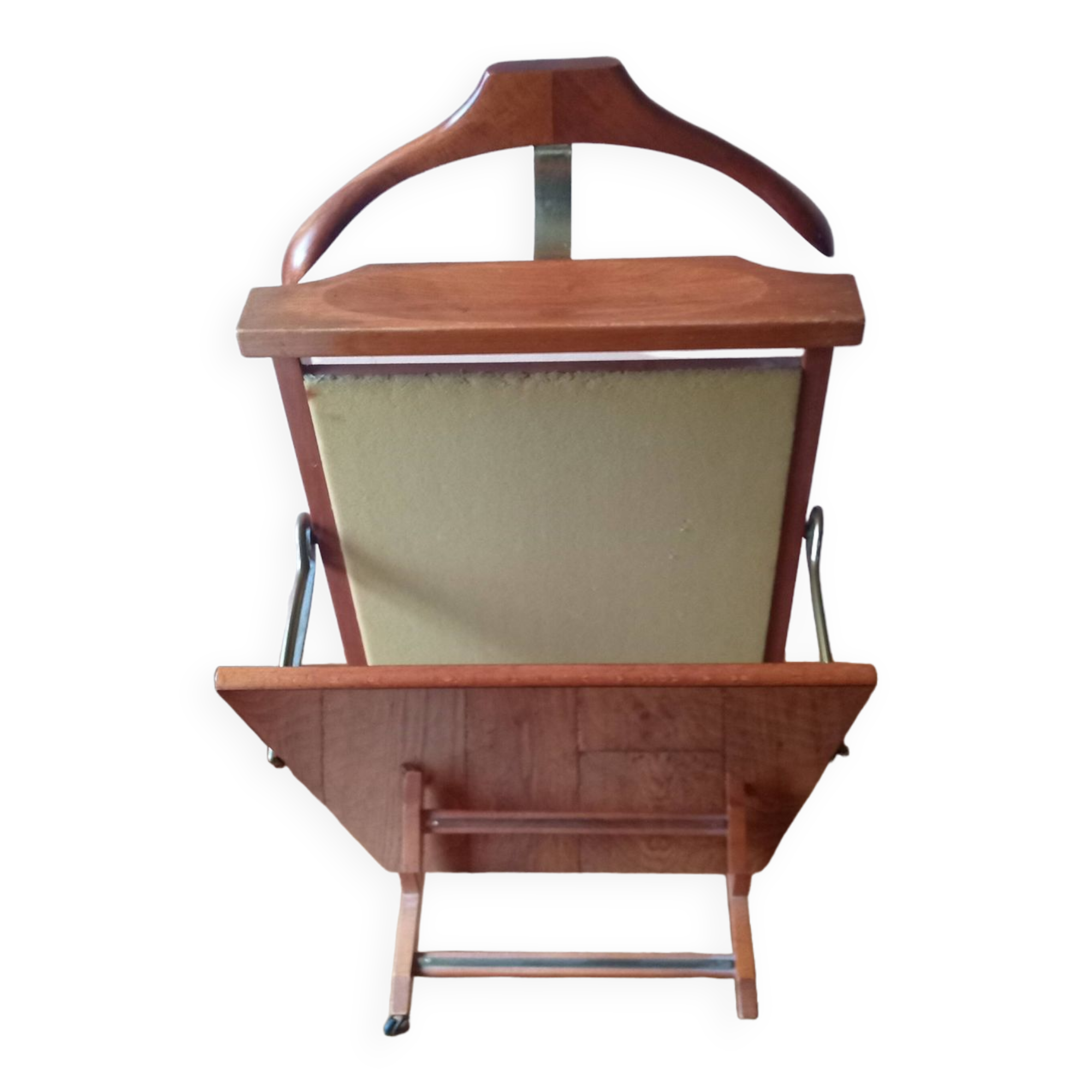 Valet. In varnished wood.