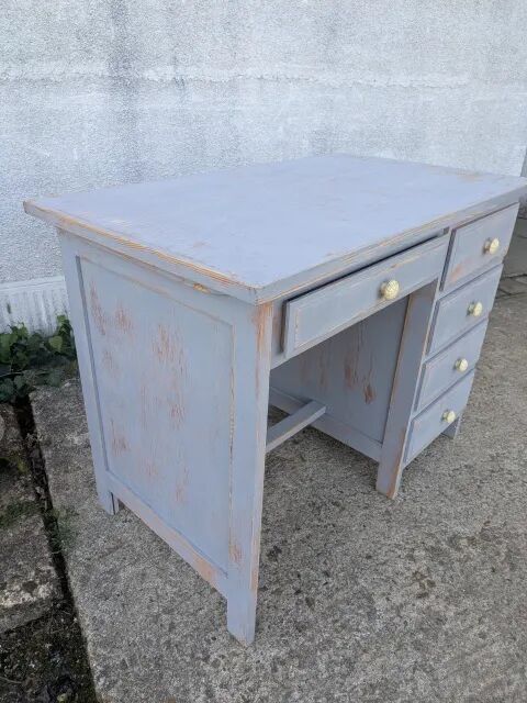 Adult desk