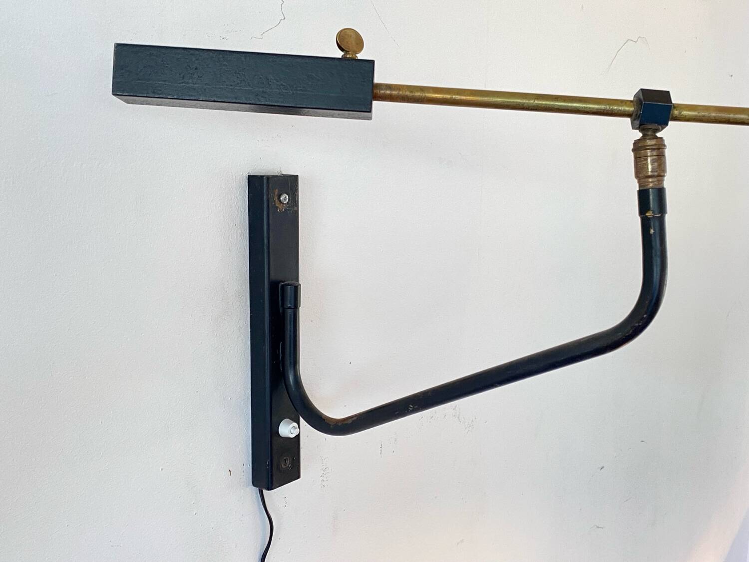 Wall lamp with arms and counterweight 1950
