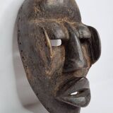 Dan Mask - Ivory Coast - Mid-20th century - Carved wood, 24 cm