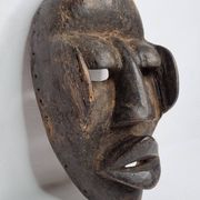 Dan Mask - Ivory Coast - Mid-20th century - Carved wood, 24 cm